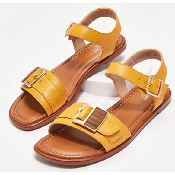 Rockport Total Motion Yellow Leather Zadie Sandals with Buckle - Size 7.5 - Picture 1 of 10